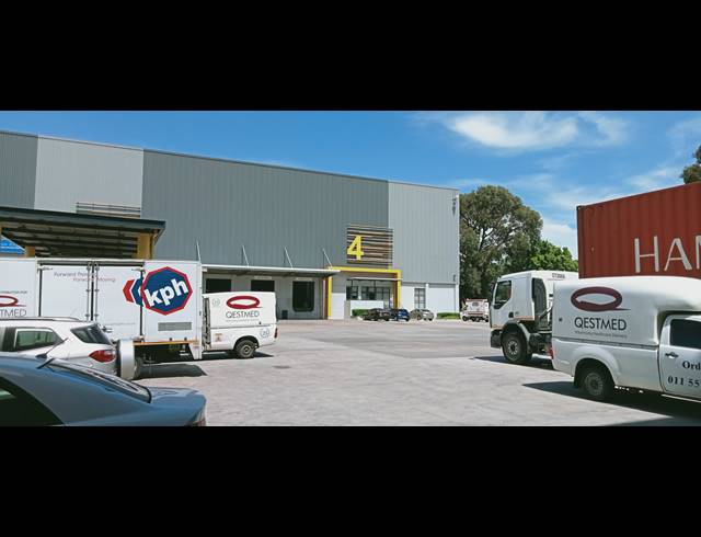 3,213M² WAREHOUSE TO LET IN AIRPORT INDUSTRIA